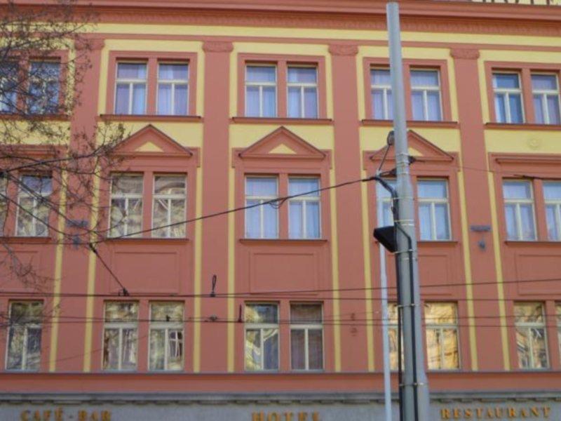 Hostel Junior Prague Exterior photo